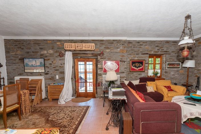 Image No.36-Propriété de 2 chambres à vendre à Agria