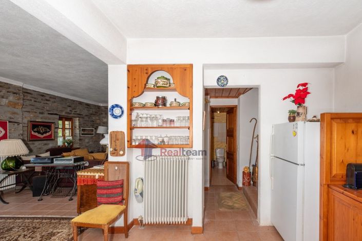 Image No.40-Propriété de 2 chambres à vendre à Agria
