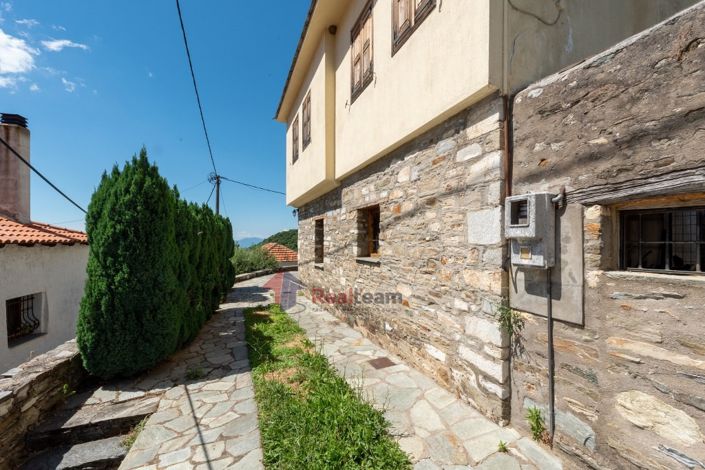 Image No.6-Propriété de 2 chambres à vendre à Agria