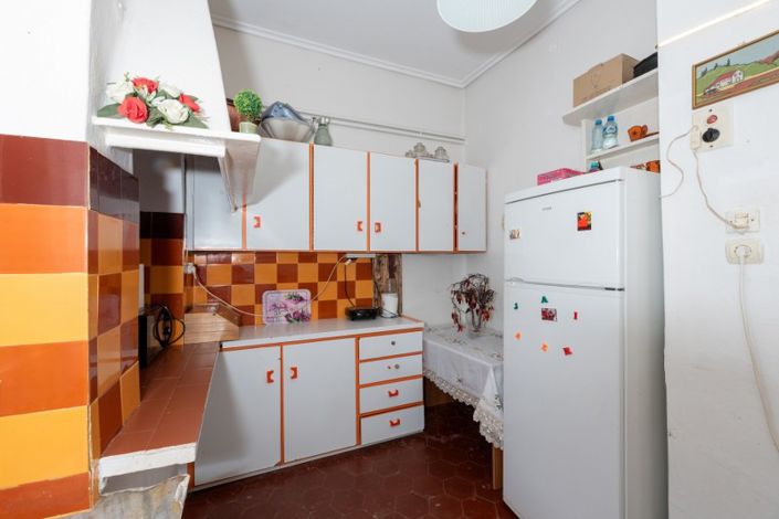 Image No.16-2 Bed Property for sale