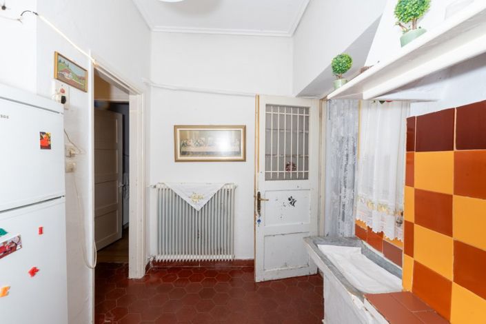 Image No.18-2 Bed Property for sale