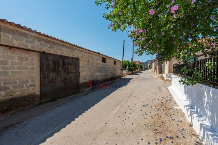 Image No.33-2 Bed Property for sale