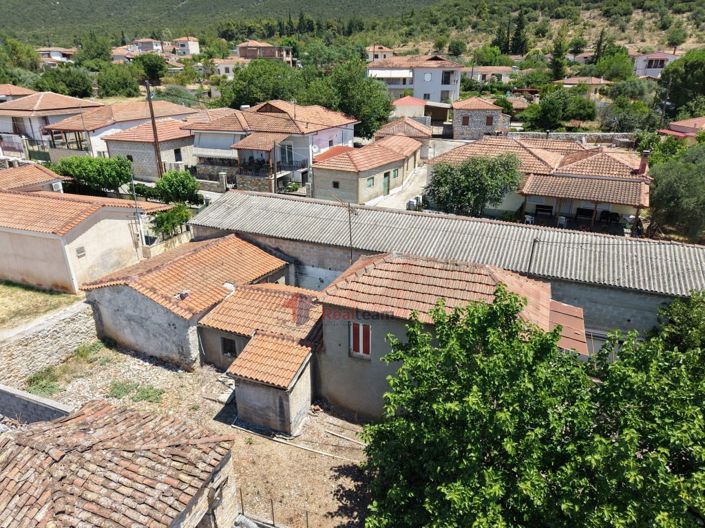 Image No.8-2 Bed Property for sale