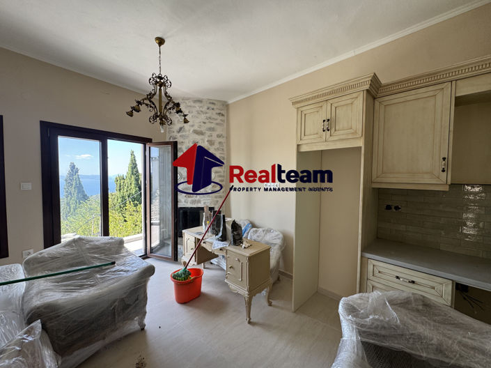 Image No.5-3 Bed Property for sale