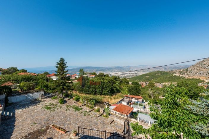 Image No.20-3 Bed Property for sale