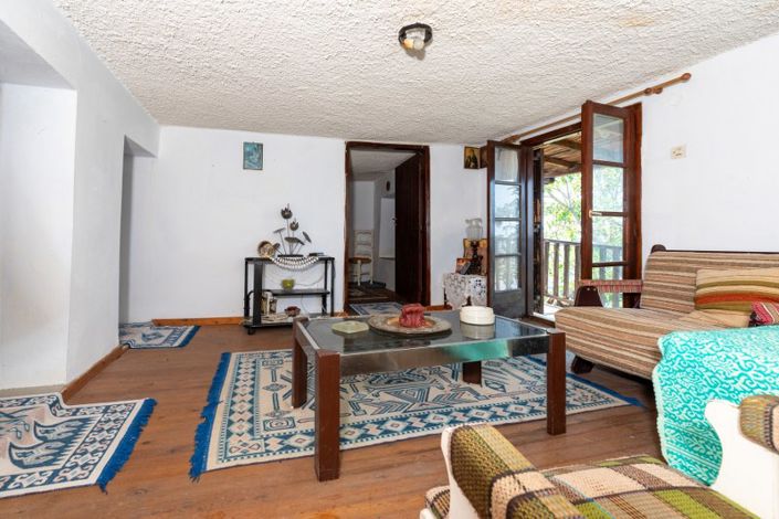Image No.2-Propriété de 3 chambres à vendre à Makrinitsa