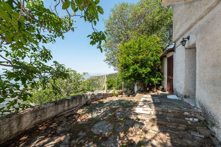 Image No.38-Propriété de 3 chambres à vendre à Makrinitsa