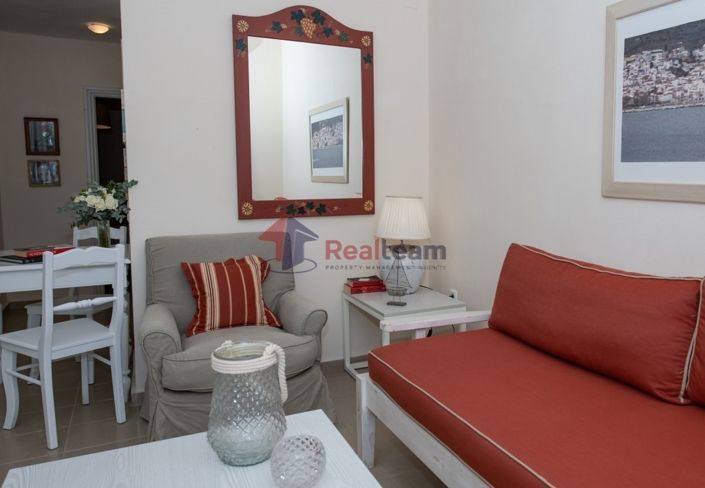 Image No.4-Propriété de 1 chambre à vendre à Chora