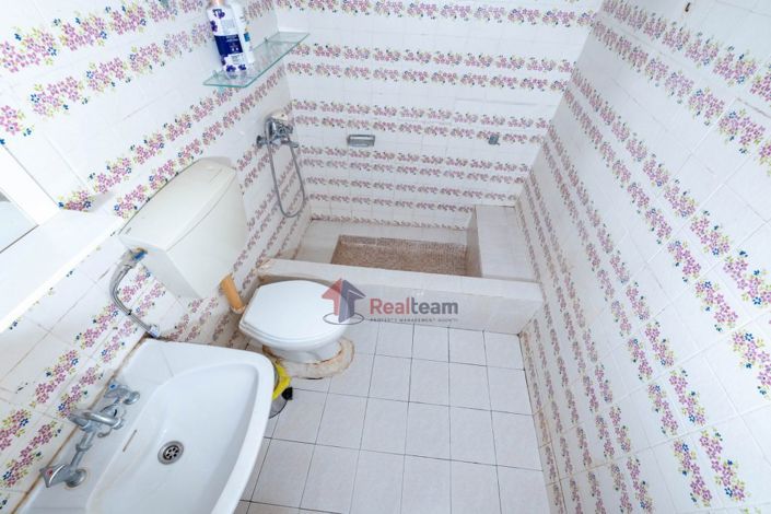 Image No.18-3 Bed Property for sale