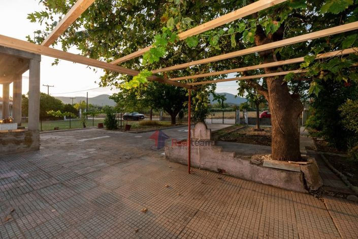 Image No.26-3 Bed Property for sale