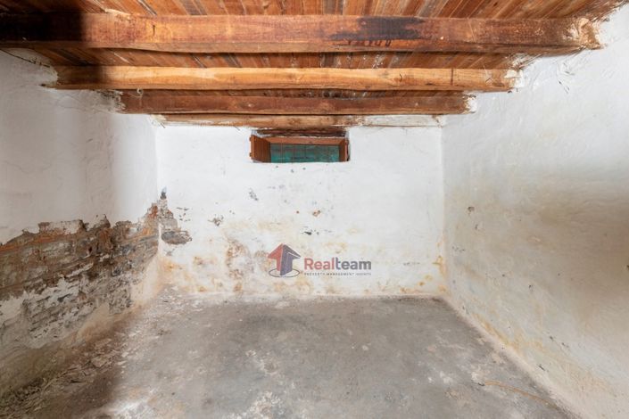 Image No.22-2 Bed Property for sale