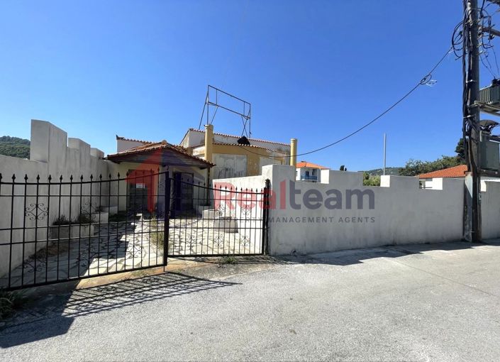 Image No.14-4 Bed Property for sale