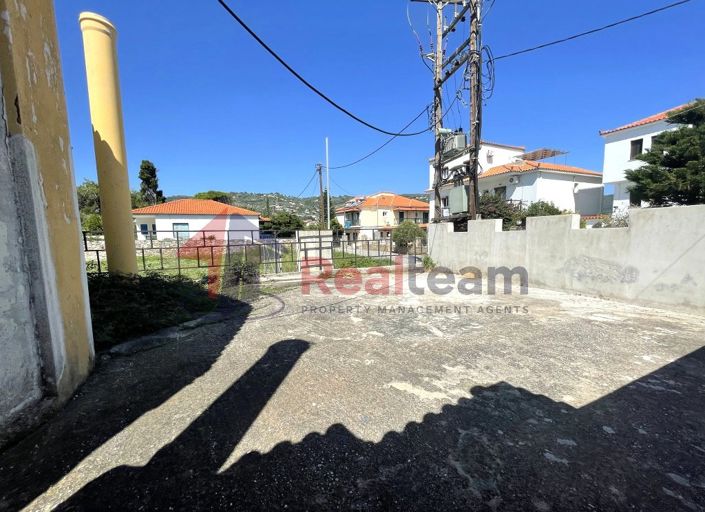 Image No.16-4 Bed Property for sale