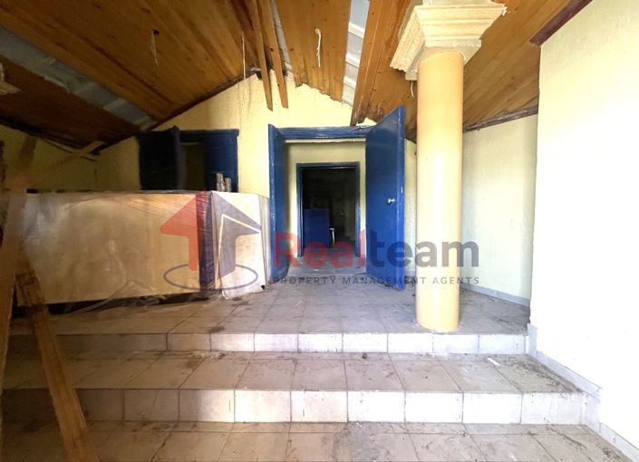 Image No.19-4 Bed Property for sale