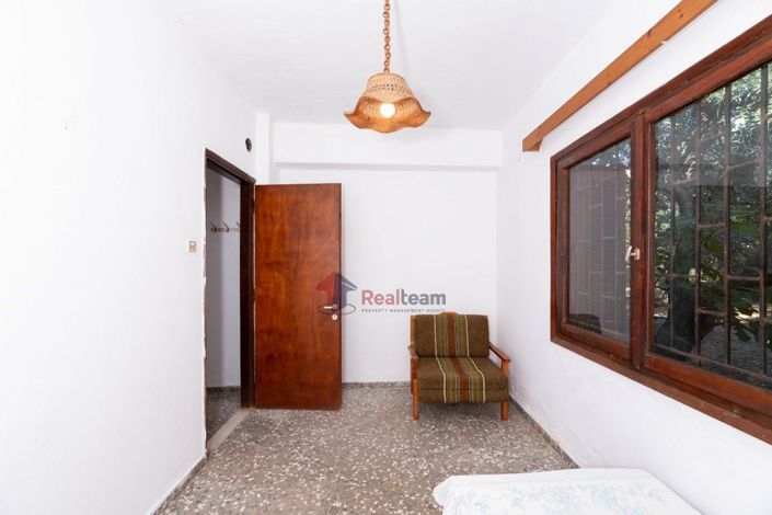 Image No.15-3 Bed Property for sale