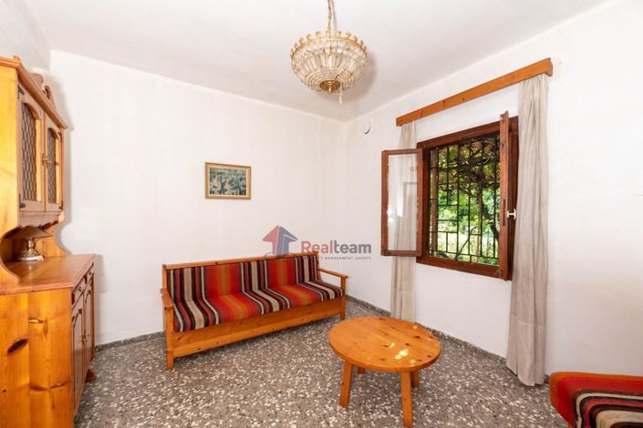 Image No.16-3 Bed Property for sale