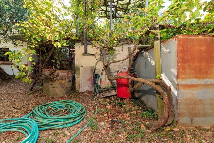 Image No.27-3 Bed Property for sale