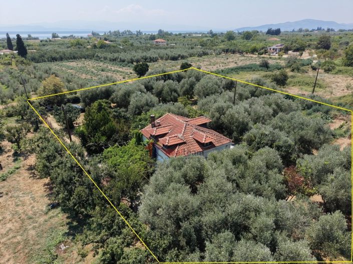 Image No.31-3 Bed Property for sale