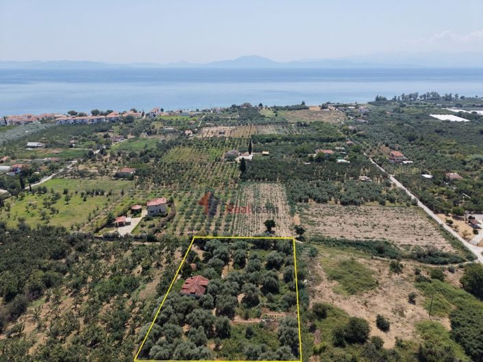Image No.5-3 Bed Property for sale