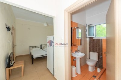 aed577a414124dc9ad435c466b3d99dd