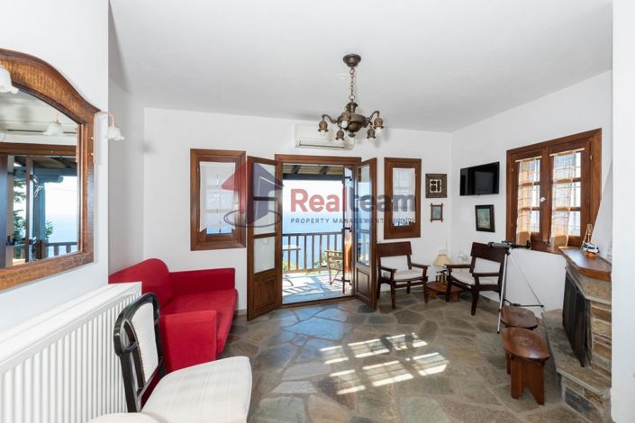Image No.20-14 Bed Property for sale