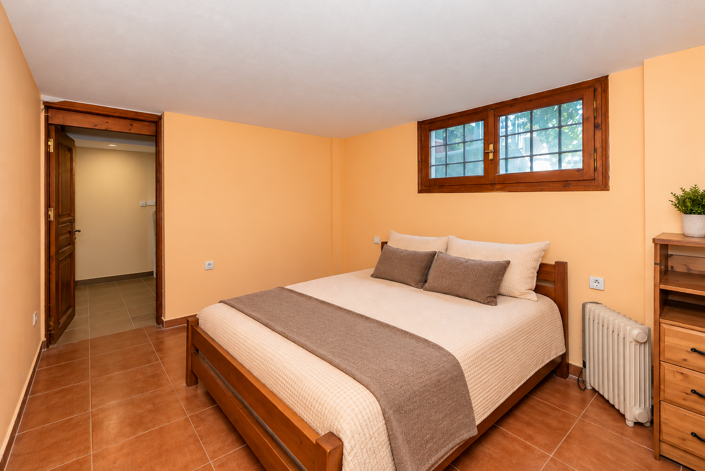 Image No.19-5 Bed Maisonette for sale