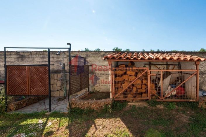 Image No.32-5 Bed Maisonette for sale