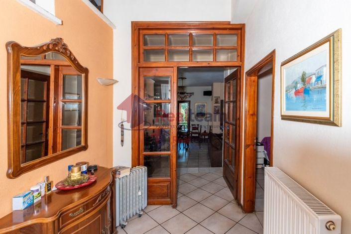 Image No.29-5 Bed Maisonette for sale