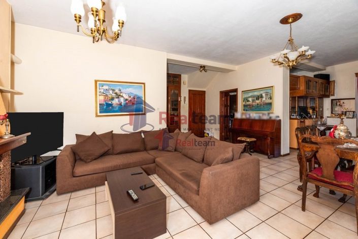 Image No.7-5 Bed Maisonette for sale
