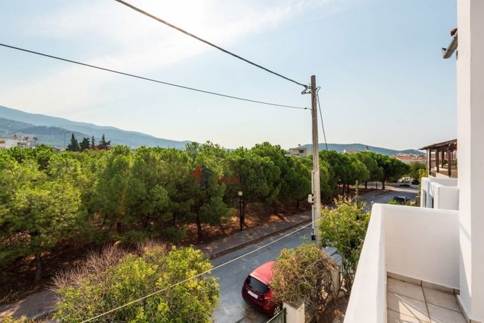 Image No.15-4 Bed Property for sale
