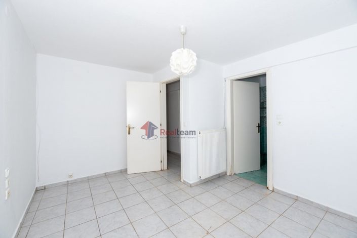 Image No.23-4 Bed Property for sale