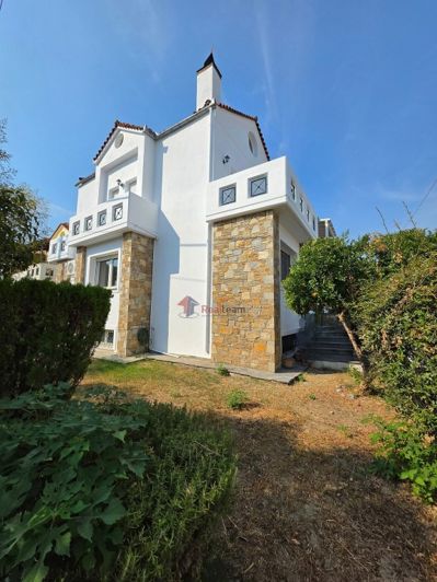 Image No.34-4 Bed Property for sale