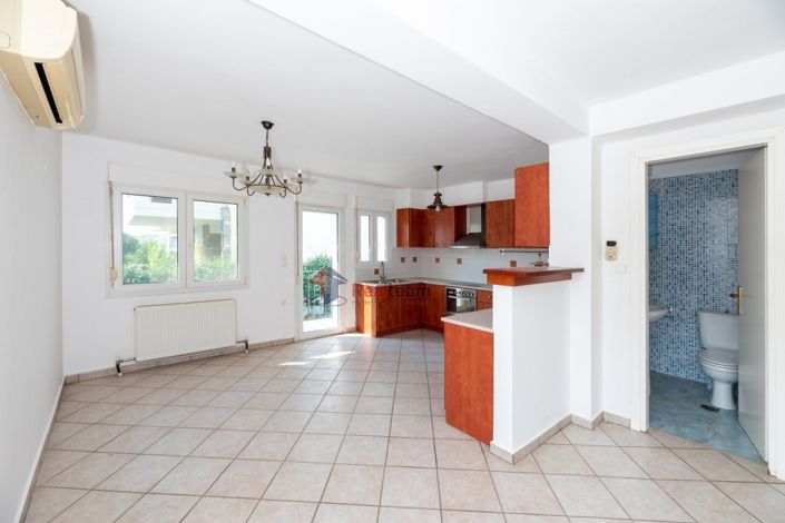 Image No.6-4 Bed Property for sale