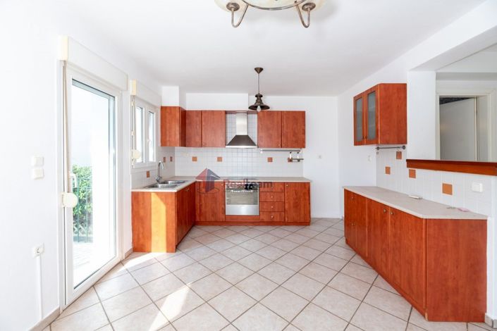 Image No.7-4 Bed Property for sale