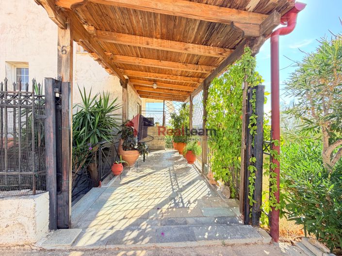 Image No.18-3 Bed Property for sale