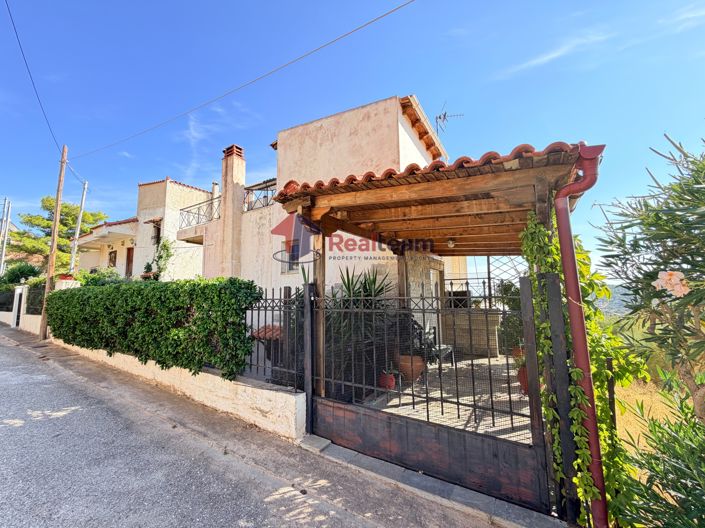 Image No.23-3 Bed Property for sale
