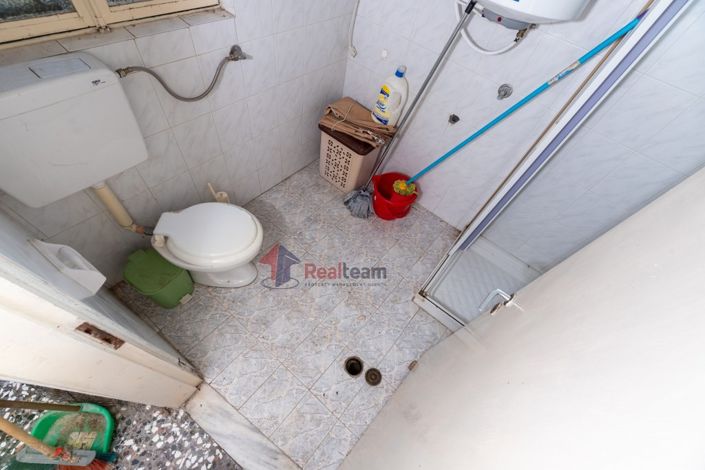 Image No.18-1 Bed Property for sale