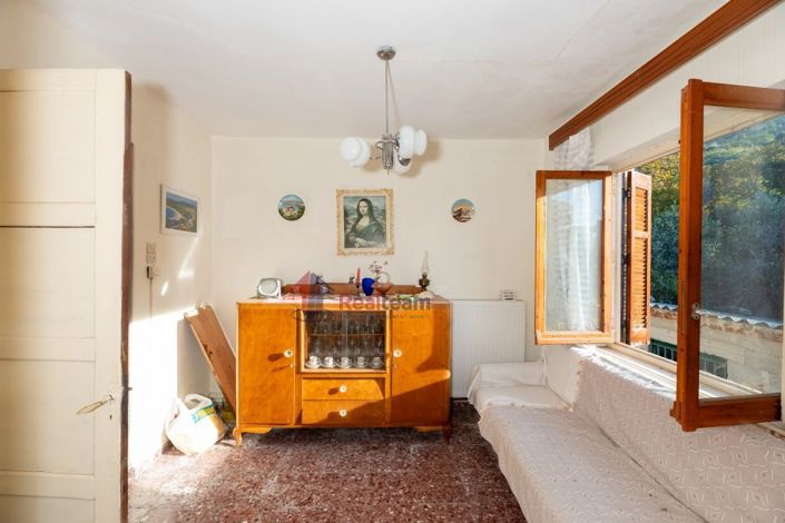 Image No.8-1 Bed Property for sale