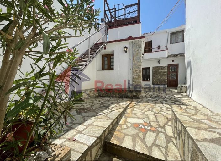 Image No.3-2 Bed Property for sale