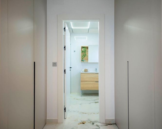 Image No.15-3 Bed Villa for sale