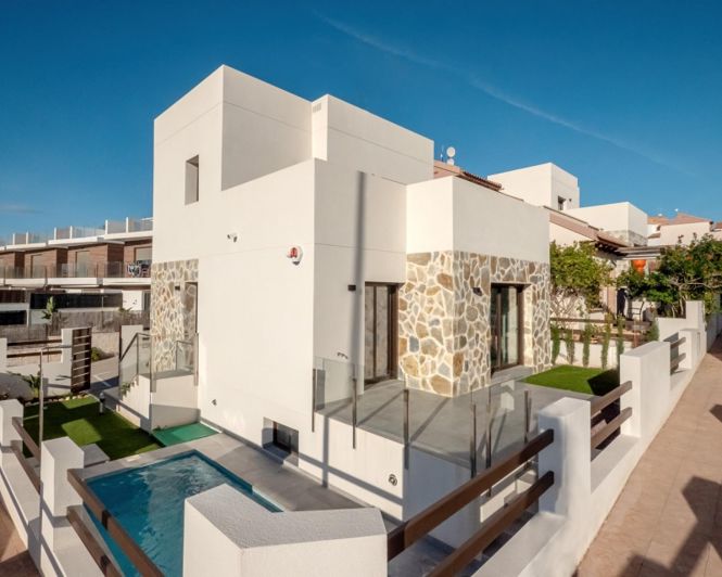 Image No.1-3 Bed Villa for sale