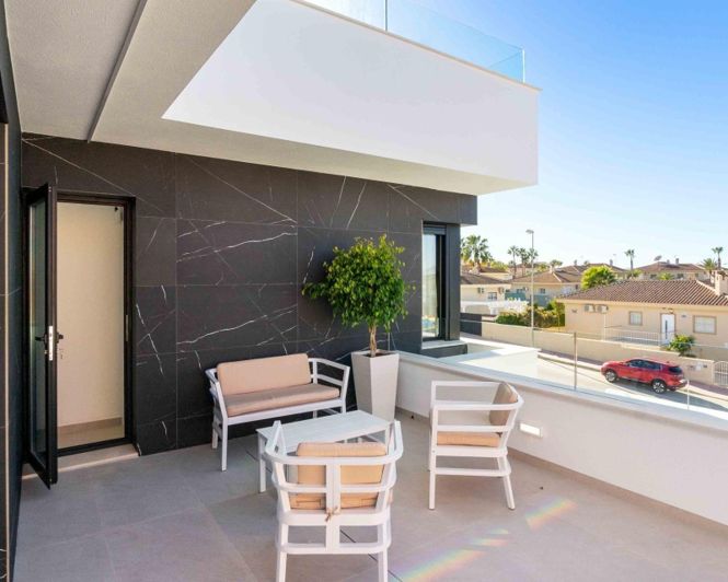 Image No.19-3 Bed Villa for sale