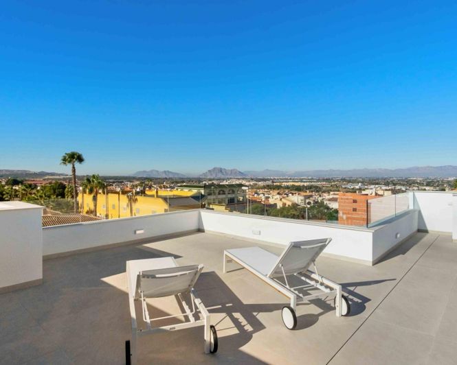 Image No.28-3 Bed Villa for sale