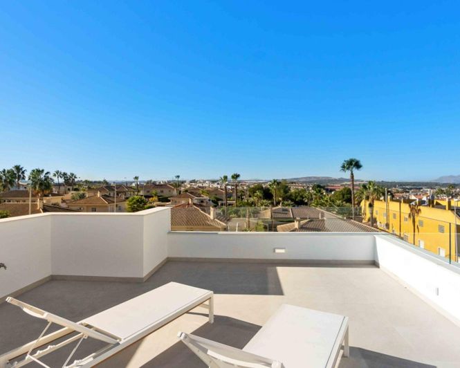 Image No.29-3 Bed Villa for sale