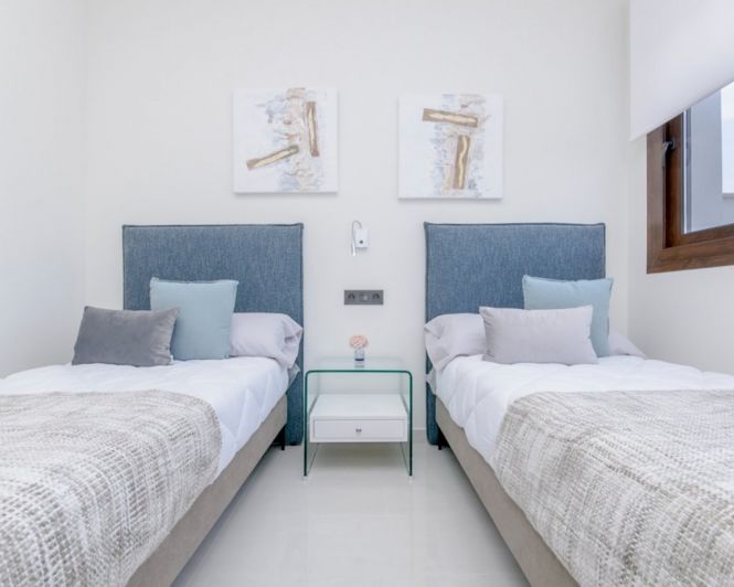 Image No.19-3 Bed Apartment for sale