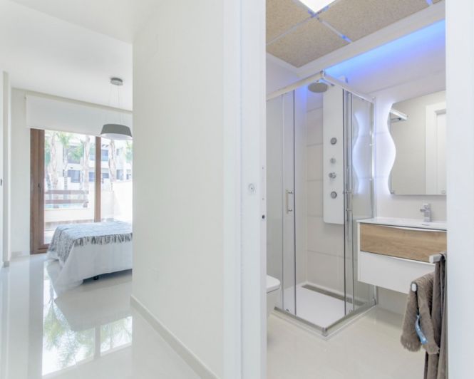 Image No.23-3 Bed Apartment for sale