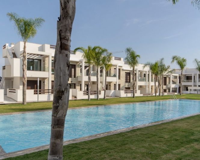 Image No.36-3 Bed Apartment for sale