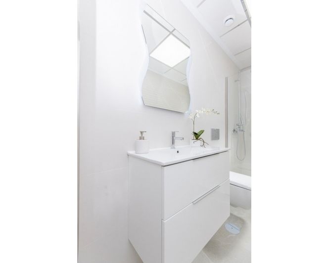 Image No.18-2 Bed Apartment for sale