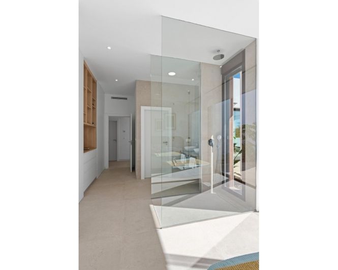 Image No.12-3 Bed Villa for sale