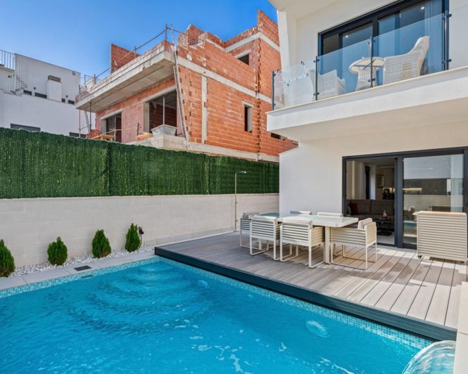 Image No.9-Villa de 4 chambres à vendre à Guardamar del Segura